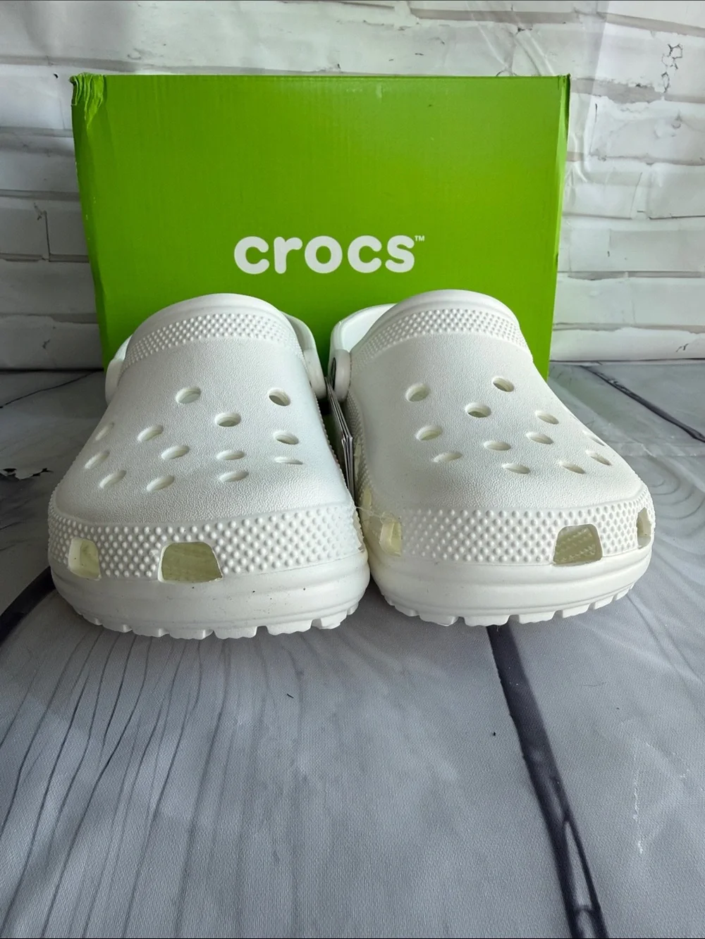 CROCS Classic Clogs in White
